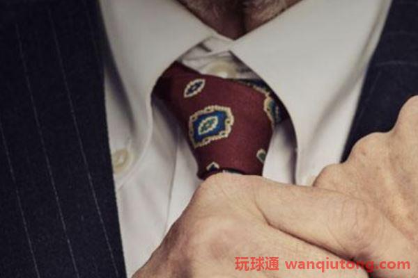 如何虚张声势!先发制人迫对手弃牌呢