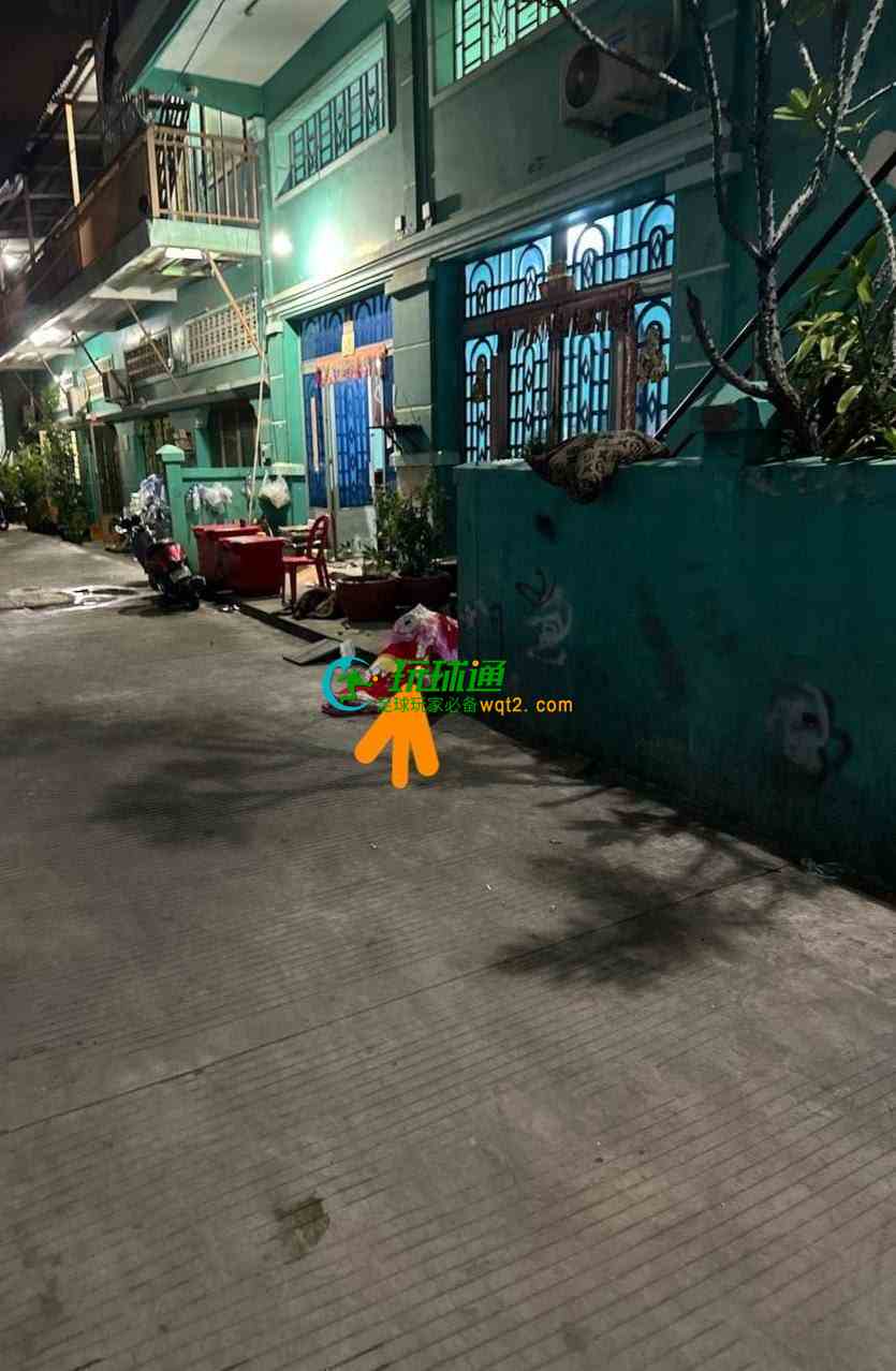 金边排屋坠楼男子身亡